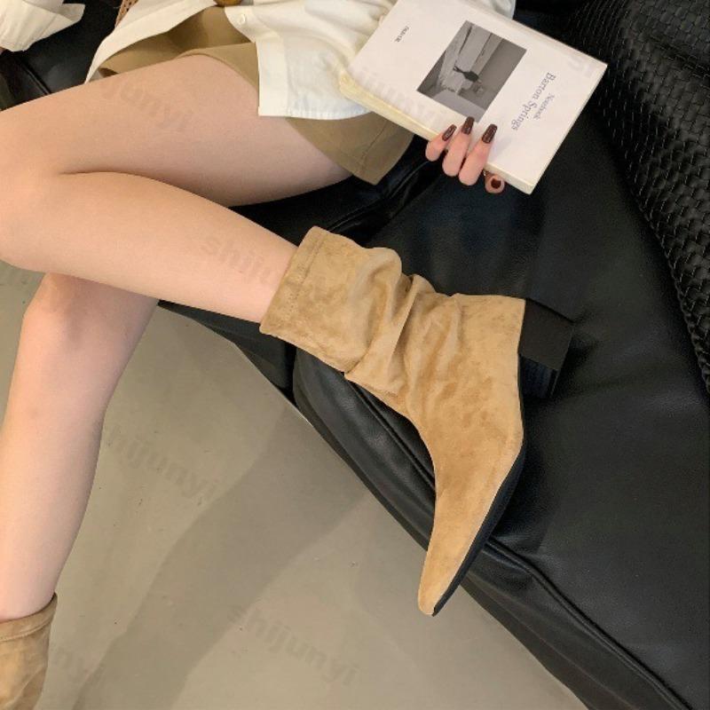 Women Cowboy Boots 2026 Autumn Comfortable Anti Slip Outdoor Fashion Short Boots Frosted Suede Retro Anti Slip Botas Mujer