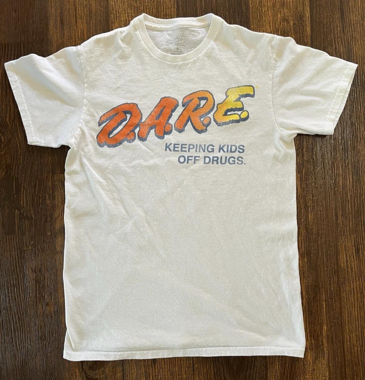 

Women s DARE T-Shirt White Spell-Out S Kids Education Retro World 90s Streetwear 3XL