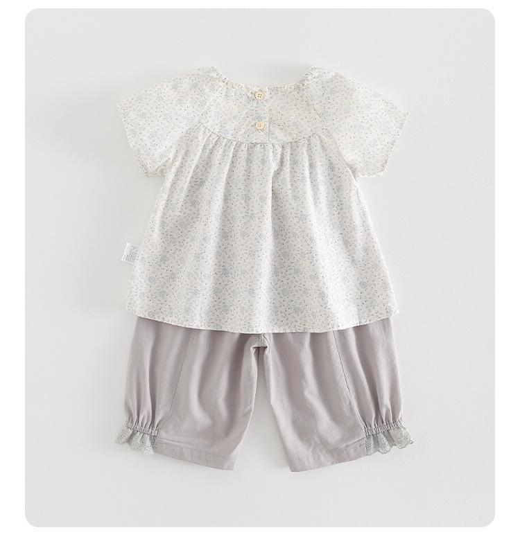Korean Style Girls' Summer Two-Piece Set: Cute Printed T-shirt & Casual Pants for 1-Year-Olds