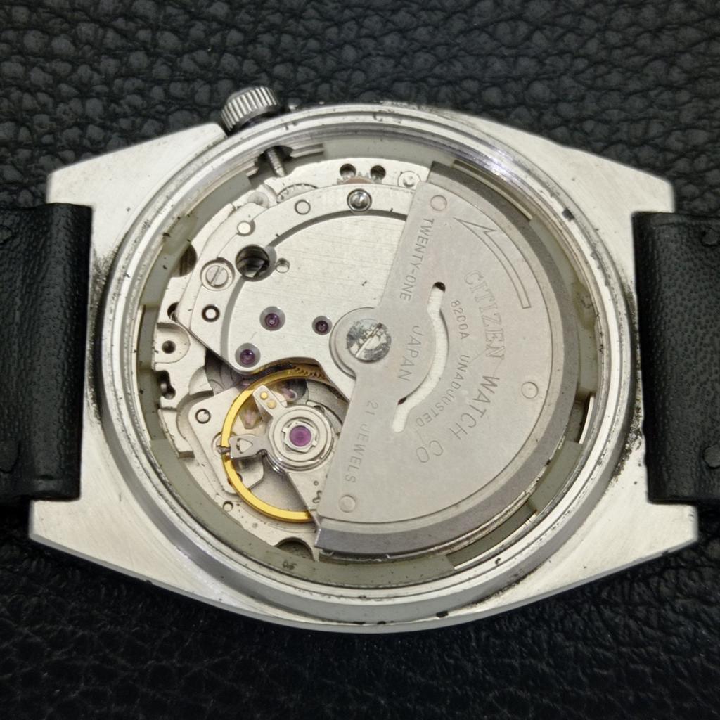JAPAN VINTAGE CITIZEN AUTOMATIC 8200 MENS ORIGINAL DIAL WATCH A702147-5 R208-a702147