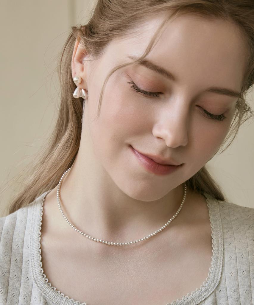 Dmoment (925 Silver) Soft Pearl Line Necklace