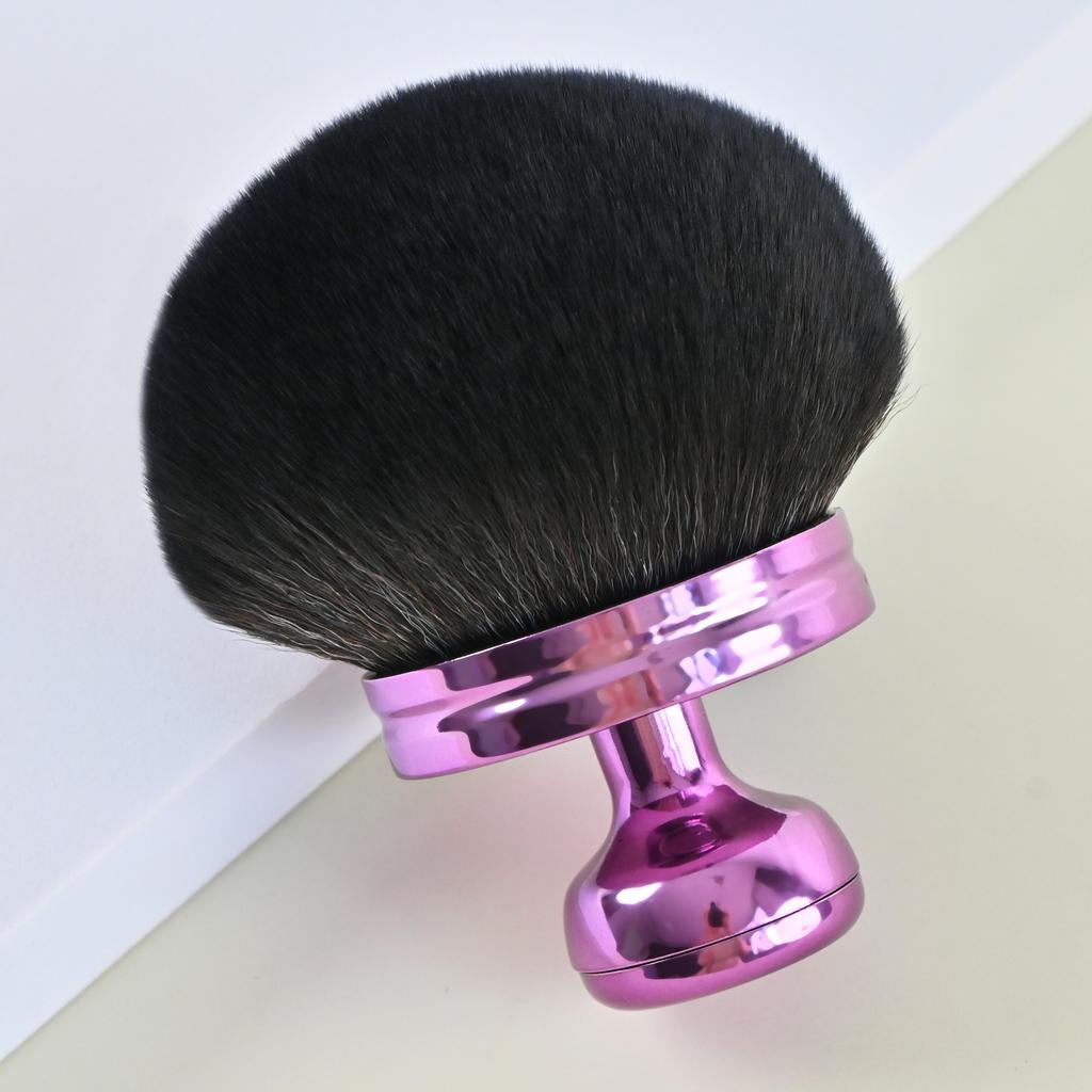 Extra Large Fluffy Powder Brush for Body & Neck Soft Kabuki Makeup Brush for Loose & Pressed Powder, Foundation, Fiber Brush for Smooth Blending