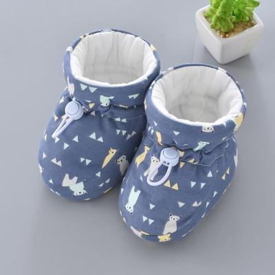 Soft Sole Baby Shoes & Socks for Newborns and Toddlers Aged 0-1, Perfect for Spring, Autumn, and Winter Foot Protection, Non-Slip and Comfortable.