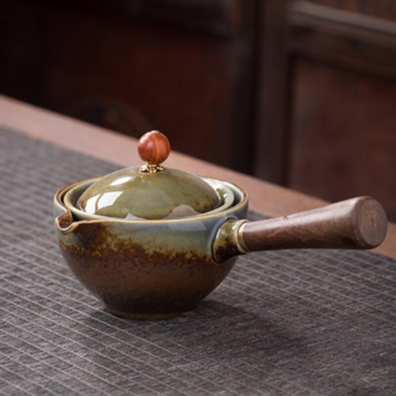 Ting Le Ceramic Chinese Style Teapot with Filter