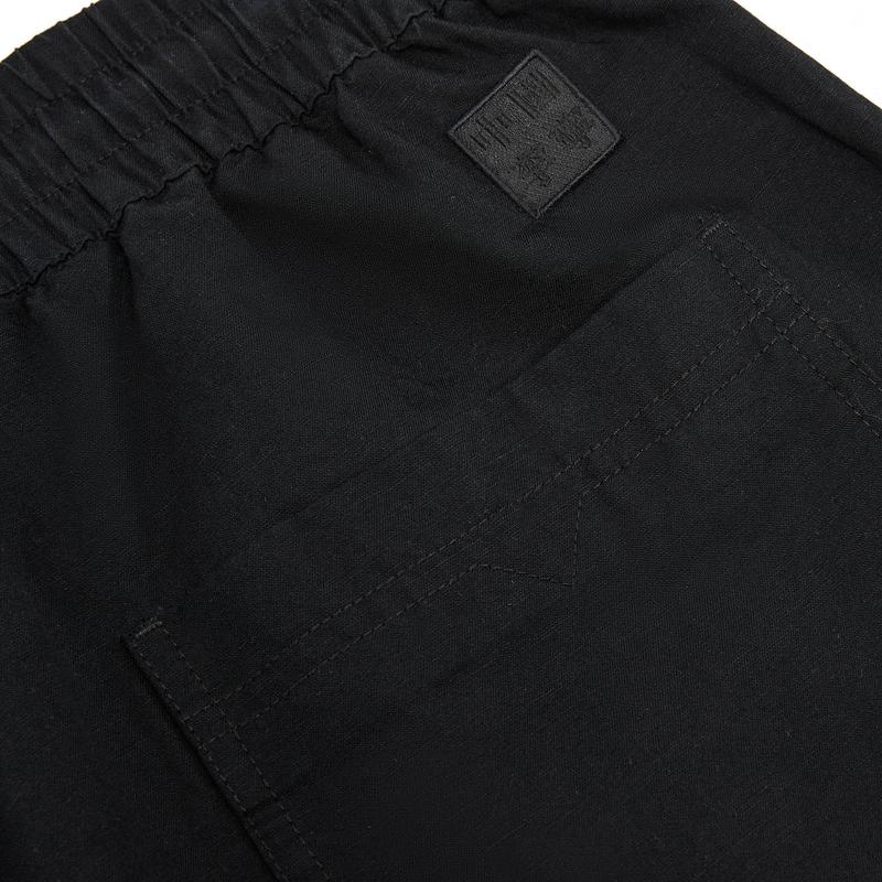 Li Ning X Jackie Chan Collaboration Kung Fu Series Solid Color Comfortable Casual Shorts Unisex shorts Black AKXW175-2