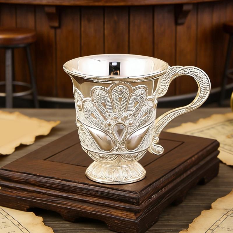 2Pieces Retro Goblets Metal Wine Cups Royal Chalices Wine Glass Medieval European Style Embossed Drinking Cups Gift