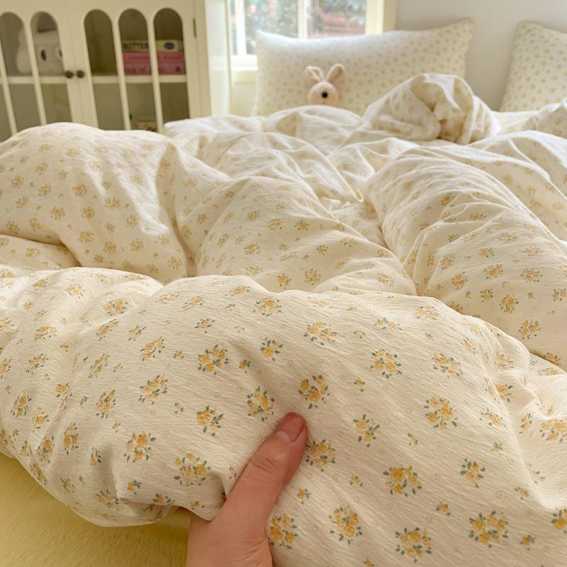 Korean Girls Strawberry Bedding Sets Bed Sheet Duvet Cover with Pillowcase Queen King Size Quilt Cover Set Soft Bed Linen Set