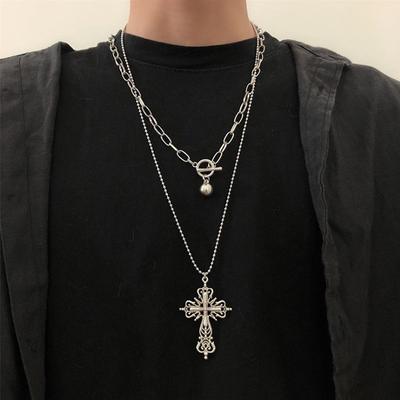 Esoterism och spiritualism – Amuletter, berlocker och talismaner