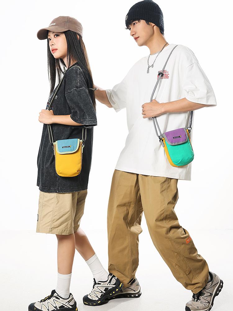 Minimalistische Nylon-Umhängetasche im japanischen Stil für Handy und Münzen