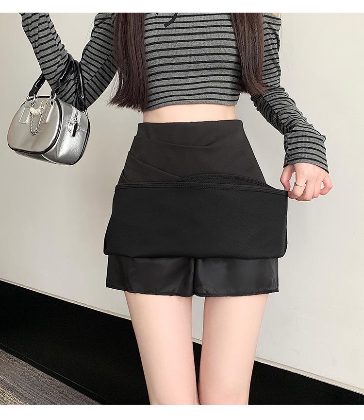 Plus Size Women's High Waist Black Irregular Short Skirt - Autumn/Winter Slimming Style
