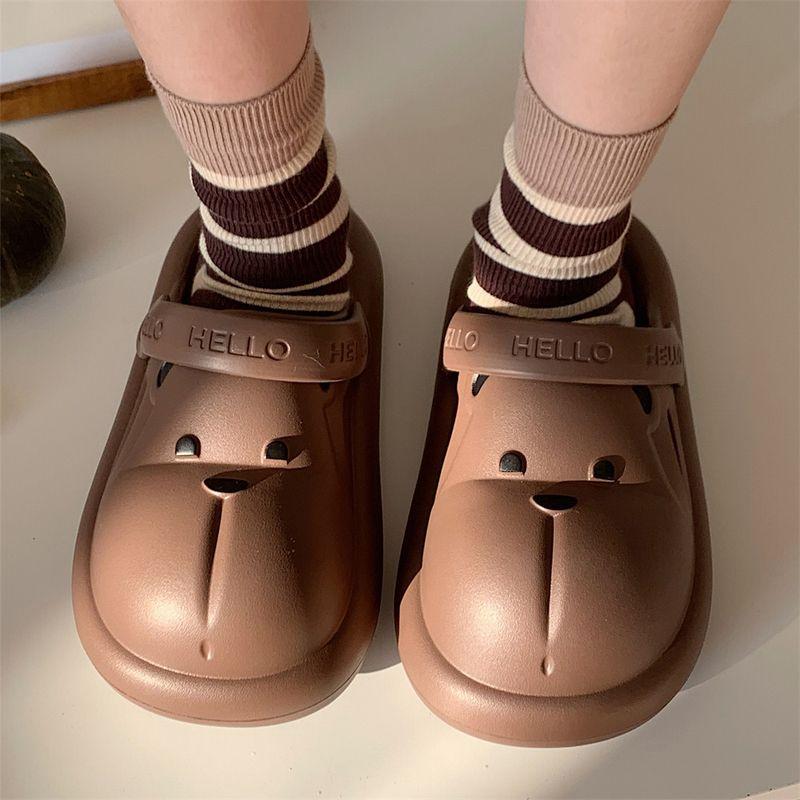 Cartoon Bear Couple Soft Bottom Closed Toe Hole Shoes New Style Poop Feeling Home Outdoor Wear Men and Women Parent-Child Sandals Summer