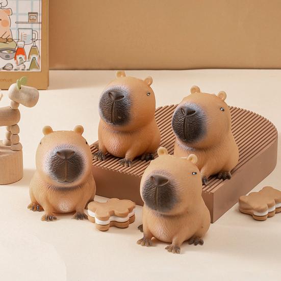 Capybara Squeeze Toy Slow Rebound Soft TPR Stress Anxiety Relief Portable Kids Teens Adults Animal Squishes Sensory Fidget Toy