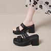 Hollow Open-toe Platform Flip-flops Women Wear Summer New Fashion Round Head Woven Block Heel Platform Cool Mop