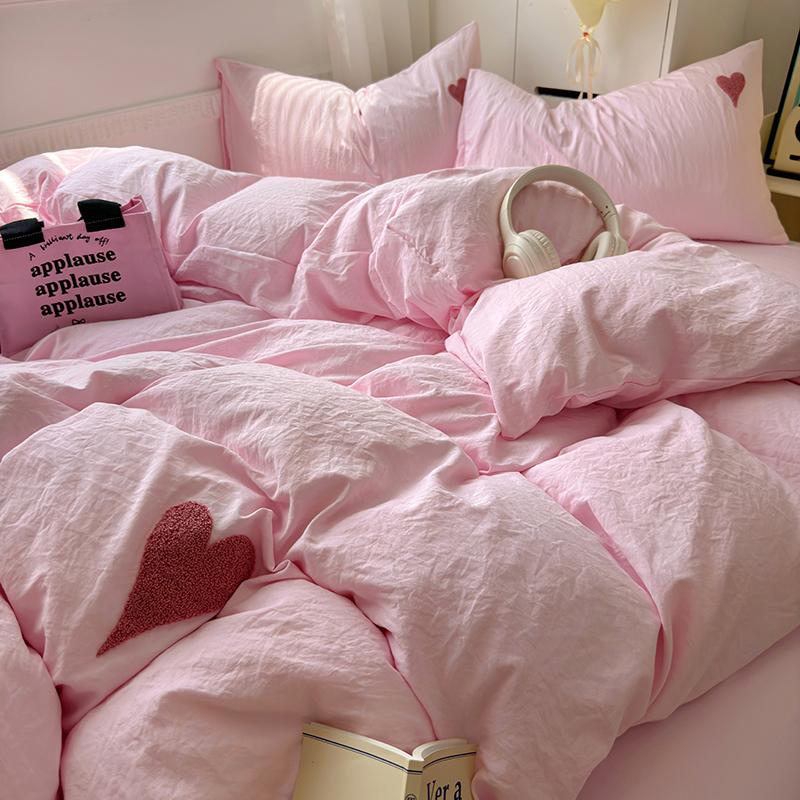 Cute Pink Heart Bedding Set Ins Nordic Embroidery Bed Sheet Set Of Four Pieces Home Luxury Duvet Cover Set For Girls