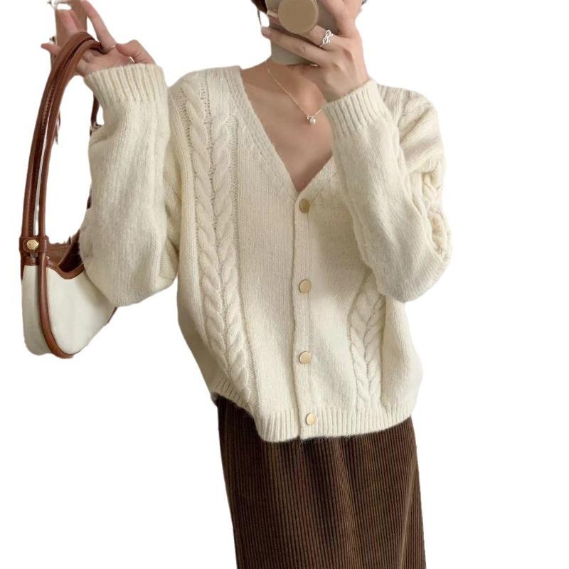 Retro soft waxy twist knitted cardigan top women's autumn and winter new short age-reducing outer sweater jacket