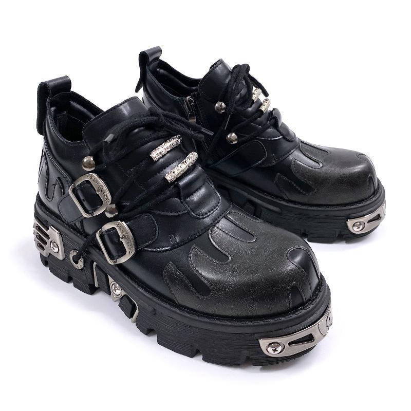 Retro Rock Mroczny Punk Małe Skórzane Buty Metalowe Mężczyźni i Kobiety Z Tą Samą Niszową Platformą Pojedyncze Buty Niskie Podwyższające Duży Nosek Buty