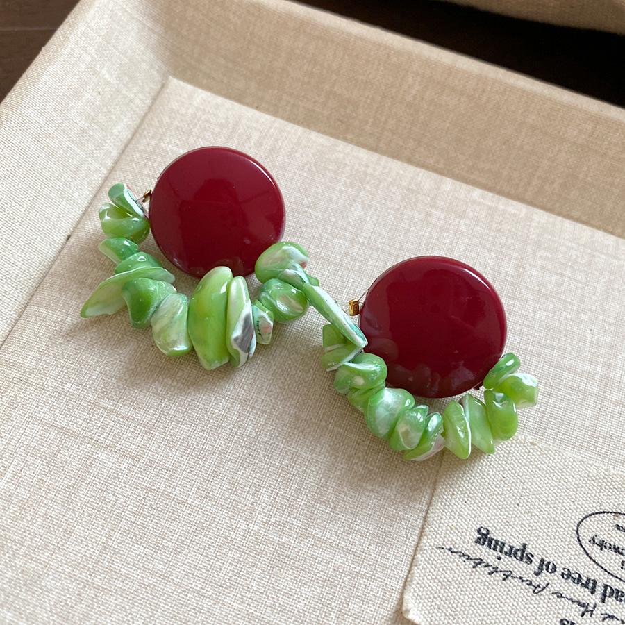 

Silver needle love shell fringed earrings light luxury high-end earrings retro fashion temperament earrings design sense niche