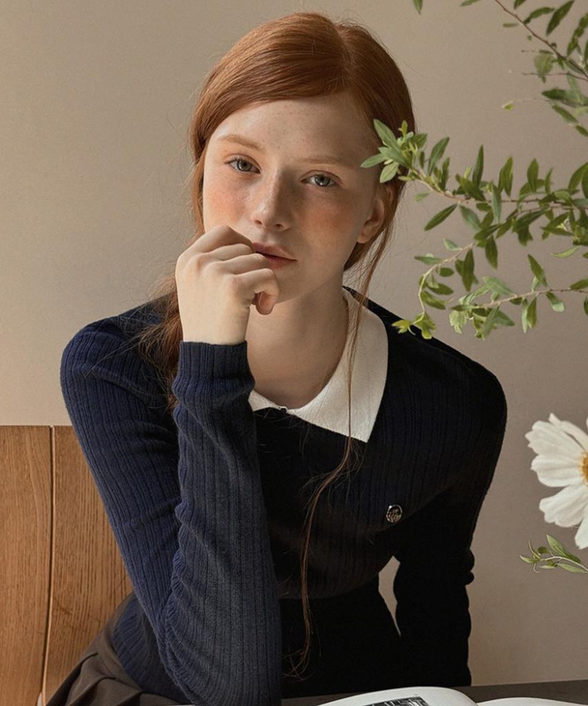 Teuwi Remet Collar Contrast Long Sleeve Knit