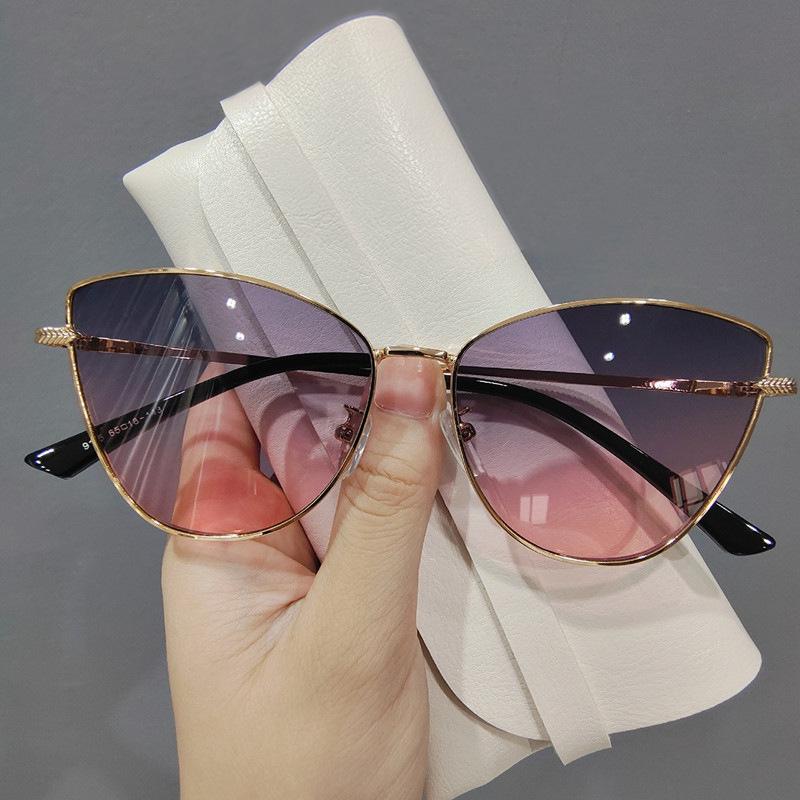 Chic INS Butterfly Frame Cat Eye Sunglasses for Women - European and American Trend Metal Glasses.