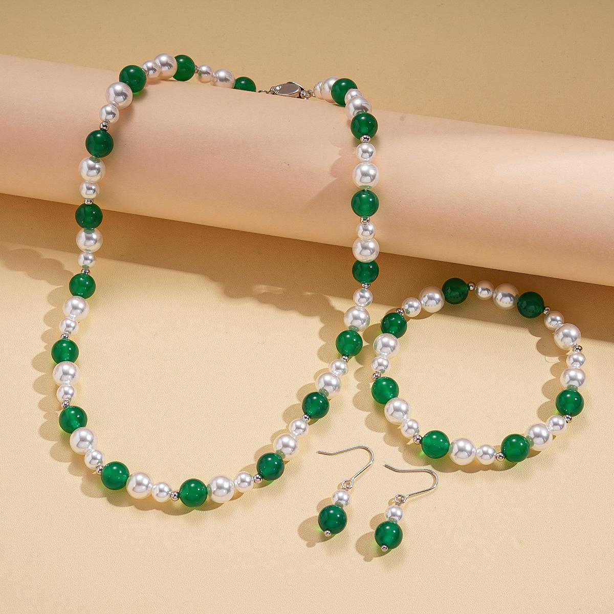 Three-piece imitation pearl agate beaded round collarbone chain versatile temperament necklace