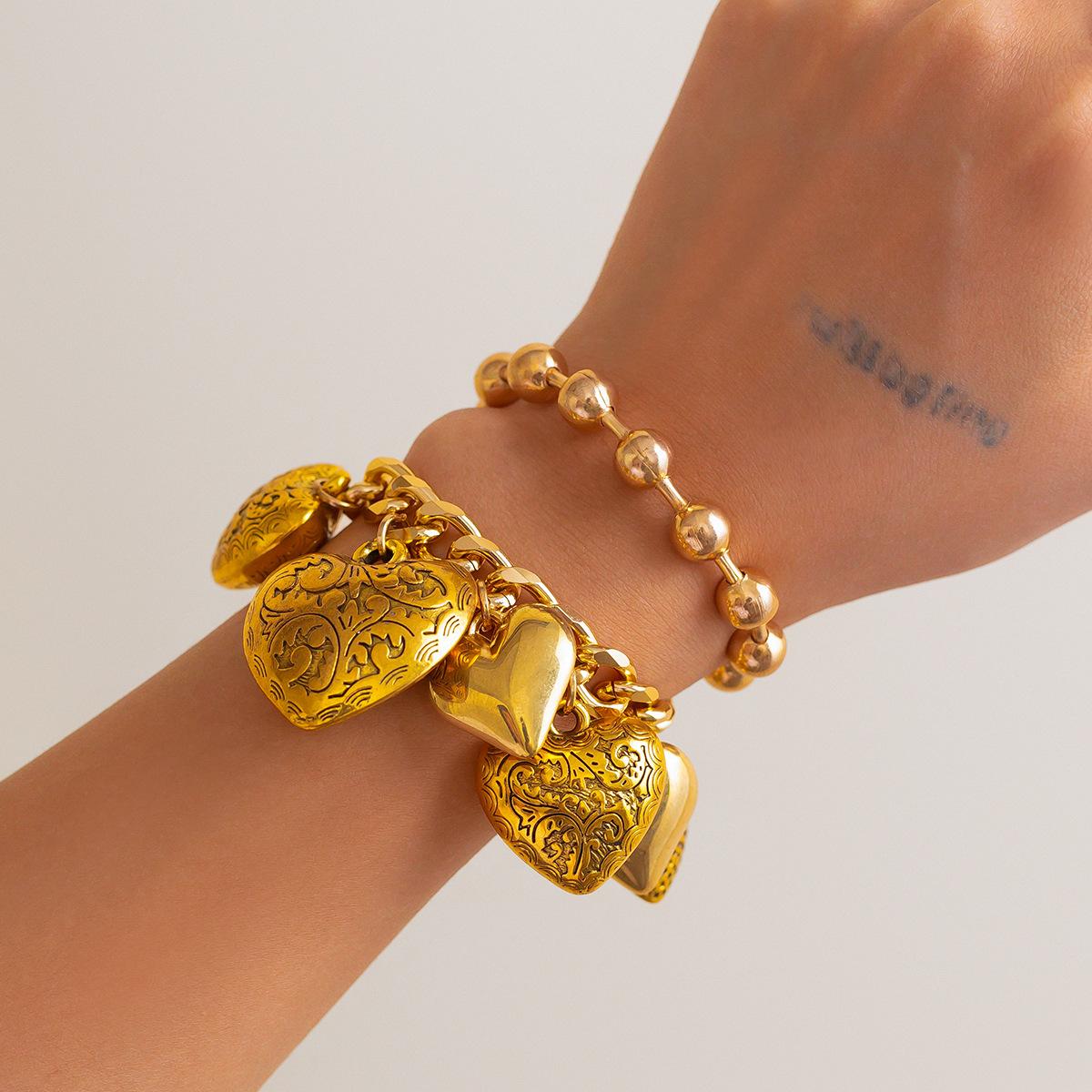 Retro Metal Pattern Love Pendant Necklace, Fashion Copper Bead Chain Collarbone Necklace Women