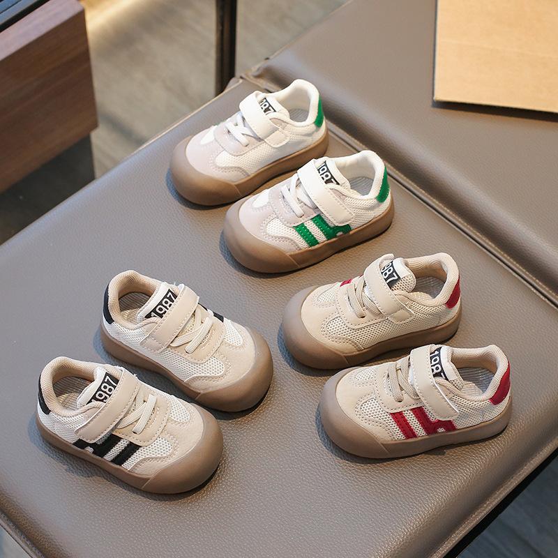 Boys and girls breathable toddler shoes spring and autumn new infant functional shoes boys and girls board shoes soft sole children's shoes
