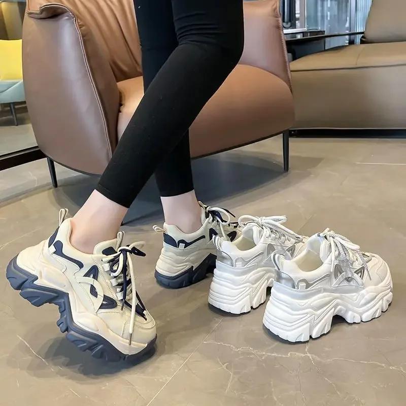 2025 Women's Shoes New Style Popular INS Trendy Sports Shoes Forest System Old Man Shoes Petite Internal Height Women's