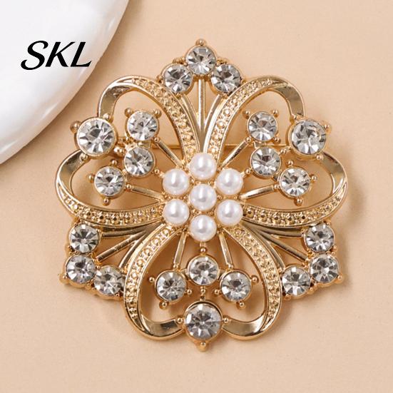 Decorative Flower Brooch Solid Alloy Floral Brooch, Hollow Pattern Lapel Pin with Strong Buckle Design, Electroplating Anti-Oxidation Badge for Coats