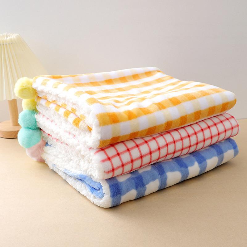 Pet Bed Dog Blanket Warm Plush Dog Bed Mat For Winter Comfort