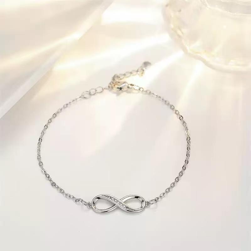 Möbius Infinity Love Bracelet - Simple and Versatile Women's Accessories