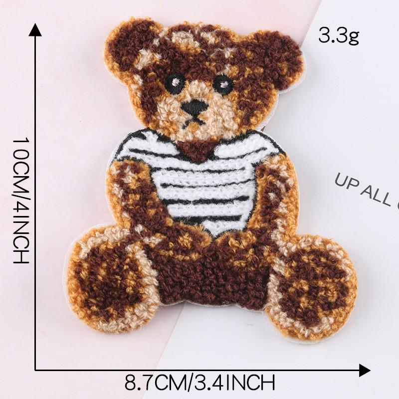 

Вышитая нашивка с изображением мультяшного животного из синели - аксессуар для одежды и аппликация на полотенце