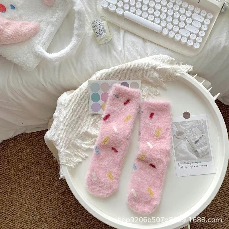

Mink Plush Plush Autumn And Winter Warm Coral Plush Sleep Socks Medium Tube Socks Children Thickened Cute Home Sleep Socks One size розовый