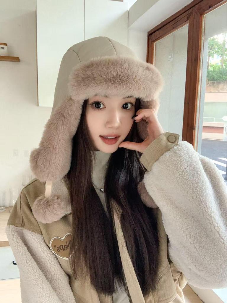 2025 Damen Verdickte Warme Daunen Lei Feng Mütze für Herbst & Winter, Vielseitig, Plüsch, Großer Kopfumfang.