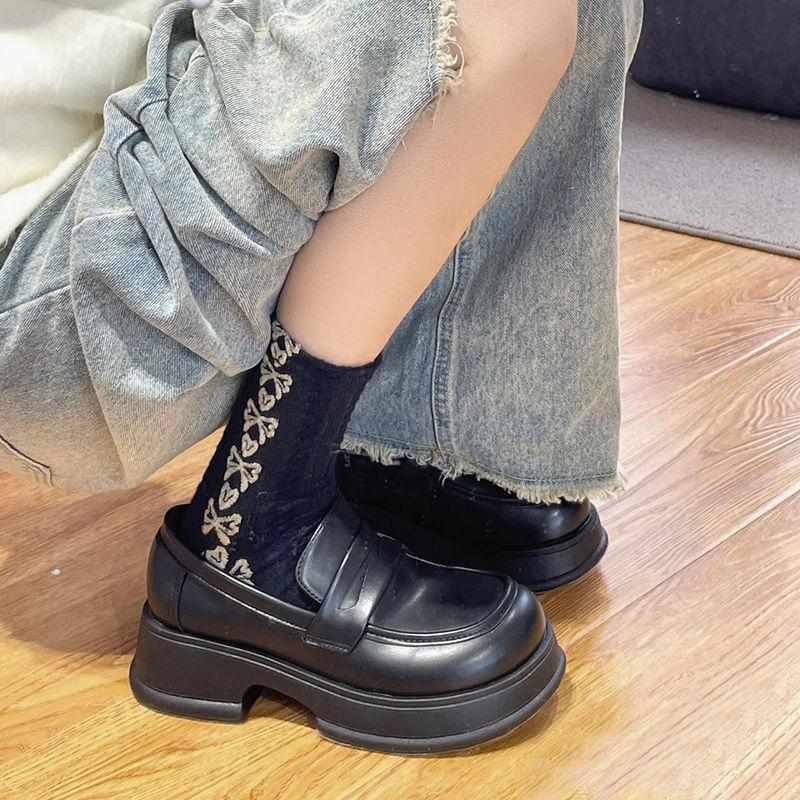 

Masoism 2025 New British Style Small Leather Shoes Thick Heel Platform Loafers Women s Spring, Casual Versatile Single Shoes 40