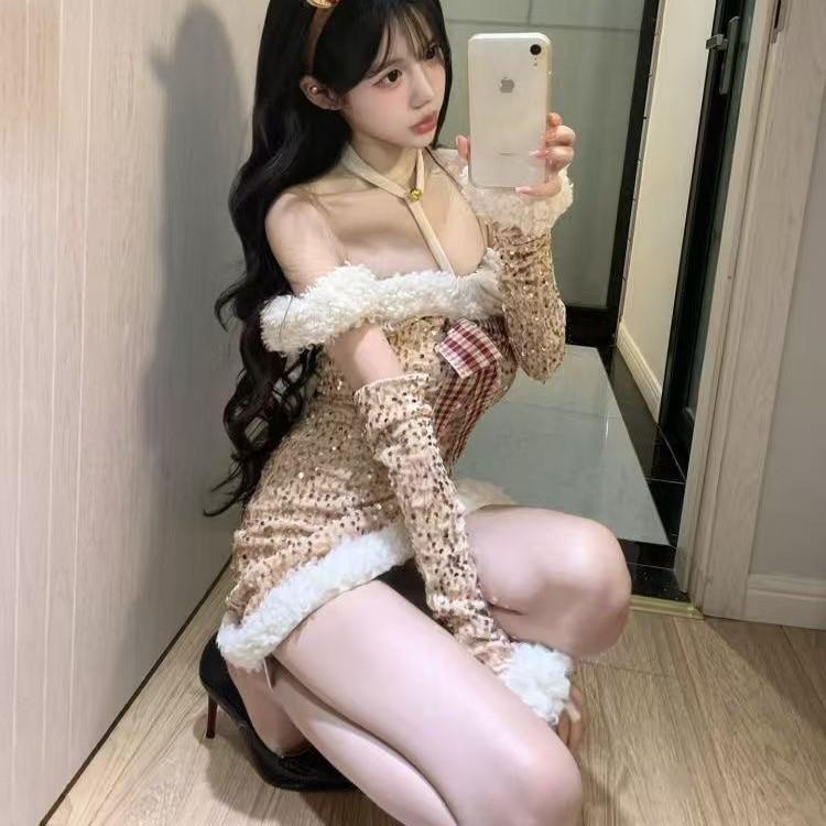 

Festive Sequin Bow Halter Mini Dress: Winter Slimming Bodycon Style One Size [Extravagant]