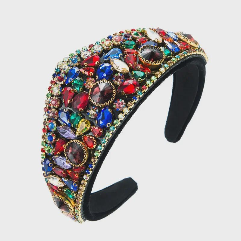 Bentiță Heming cu model baroc retro, cu margini late, model exagerat de craniu