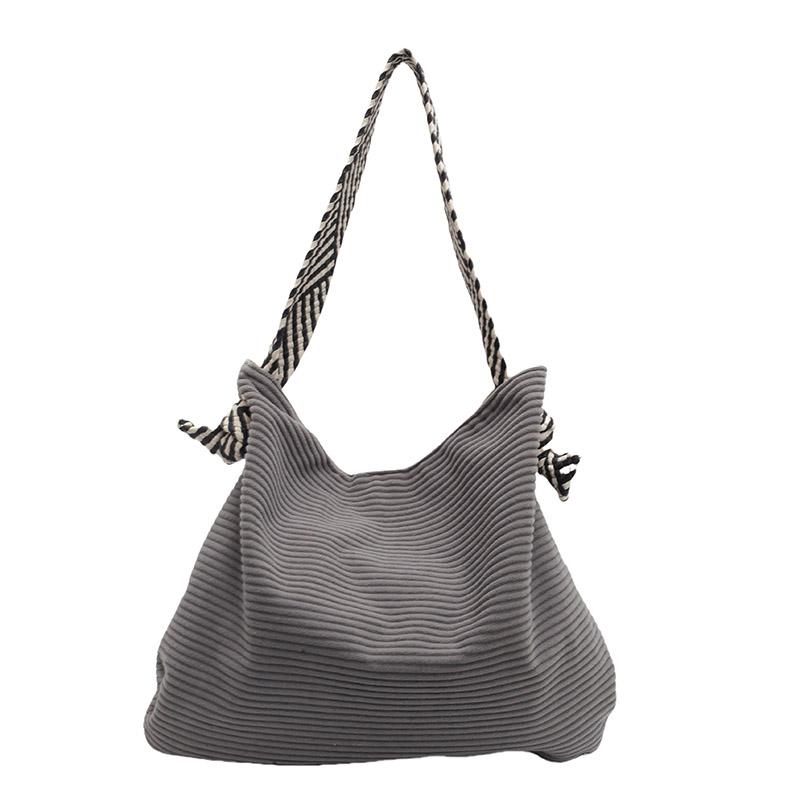 New Autumn Velvet Bag Lazy Wind High Capacity Leisure Unique Shoulder Armpit Bag Light Practical Solid Color Bag