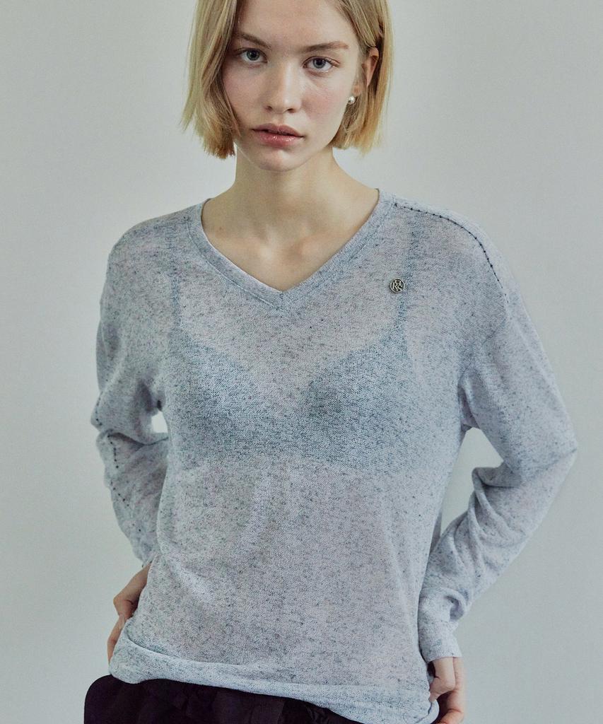 IHR Stitch V-Neck Knit / Gray
