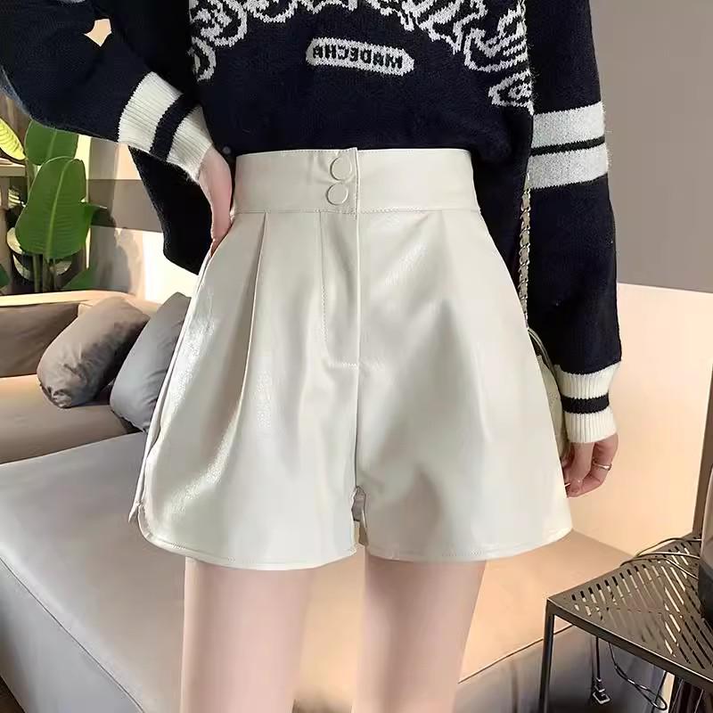 Women's PU Leather High-Waist A-Line Bootcut Shorts, Slimming Loose Fit, Casual Autumn 2025 Collection.