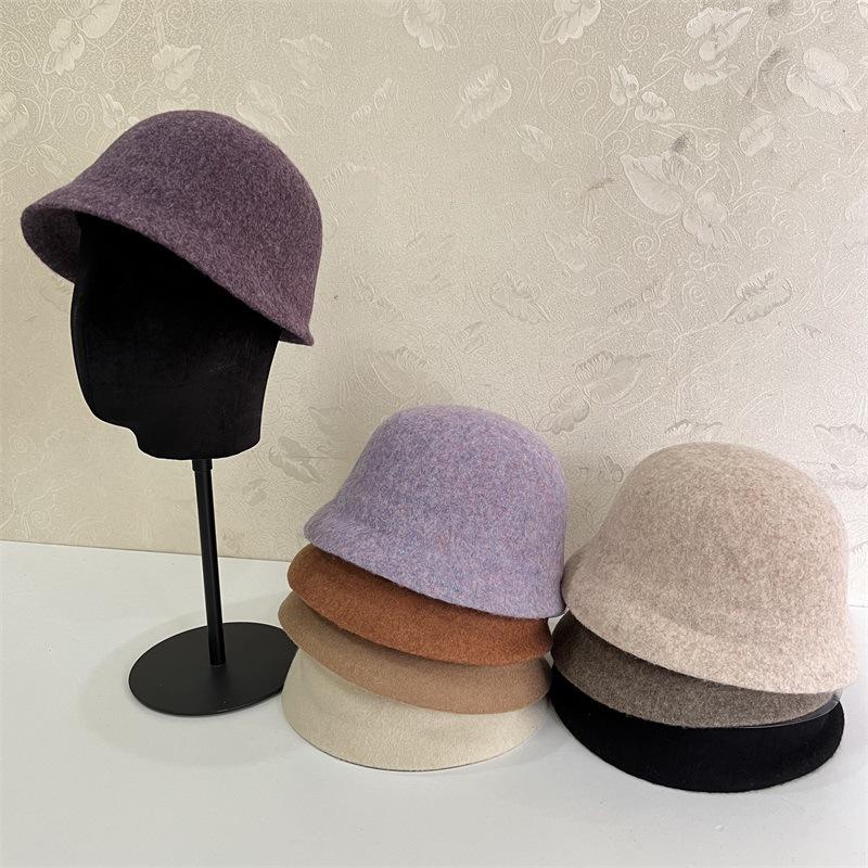 

Autumn and winter wool bucket hat women s autumn and winter face covering fashion dome retro versatile basin hat M（56-58cm） темно-коричневого кольору