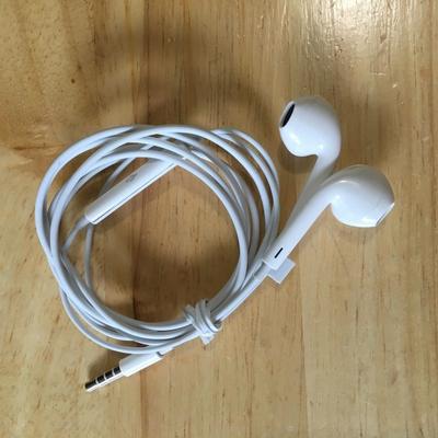 Ny 1 st headset hörlurar med mikrofon volymjusterbar för Samsun  iPhone 8 7 6 6s5 5S 4 4S 3G