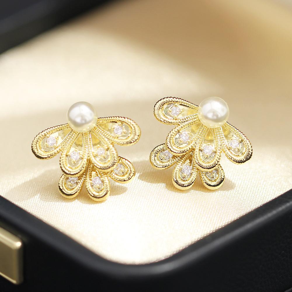 New Chinese lace half fan butterfly double pearl flower stud earrings femininity exquisite high-end earrings earrings