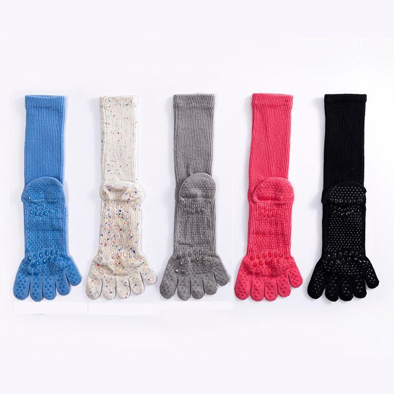 

Новые средней длины однотонные влагоотводящие носки для йоги, легко сочетающиеся с любой одеждой 2 pairs of rubber band yoga mixed color