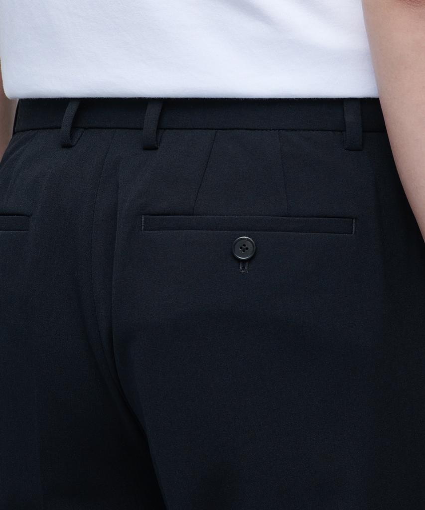 MUSINSA STANDARD Lightweight Relaxed Tapered Hidden Banding Crop Slacks [Black]