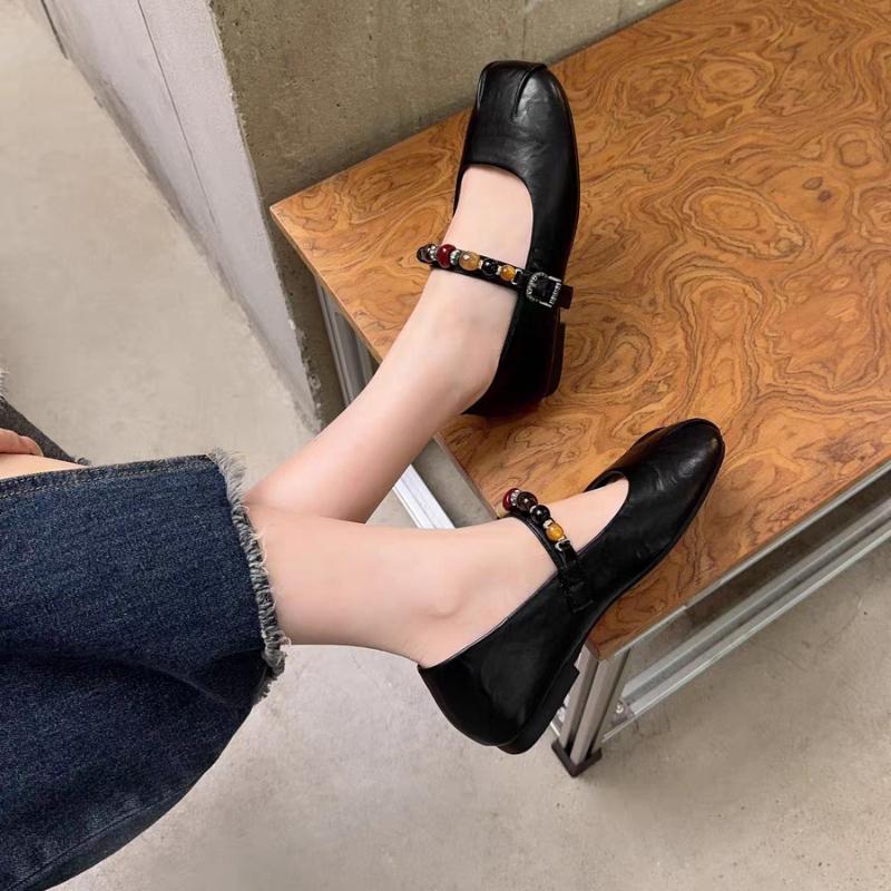 Fashion 2025 New Designer Faux Suede Flats Women Round Toe Ethnic Style Elegant Mary Jane Shoes Luxury Gemstone Buckle Design Brand