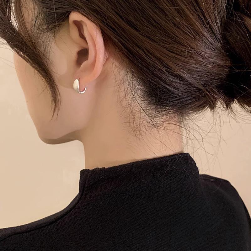 2023 New Trend: Women's Frosted Curved Brushed Metal Stud Earrings & Semi-Circle Ear Cuffs