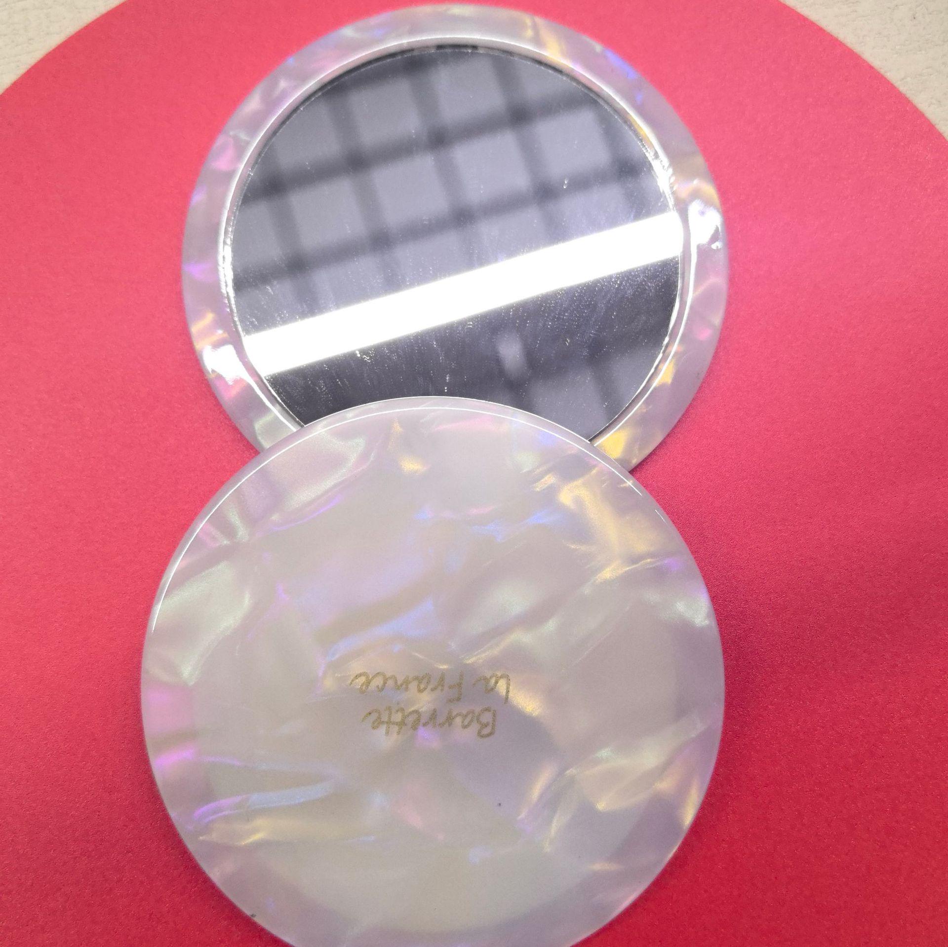 

Custom Logo Multi-color Portable Round Makeup Mirror with Vinegar Design 6.6 cm