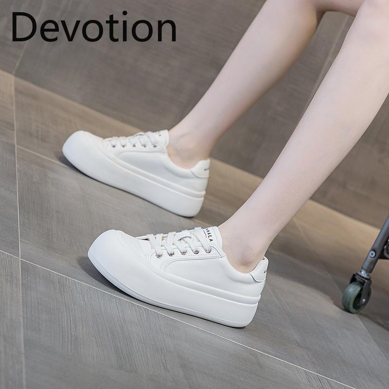 Autumn Leather Sports Small White Shoes Women's Casual Round Head Thick Sole Inside Heightening Bread Shoes Devotion