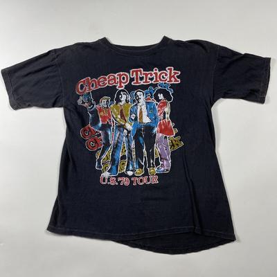 Na górę – T-shirty i koszulki