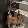 Women's Bag Leopard Print Fashion Bag New Retro Shoulder Messenger Bag Popular Commuter Large Capacity Tote Bag